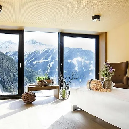 Holiday Gradonna Chalet - Otr08503-tyg *